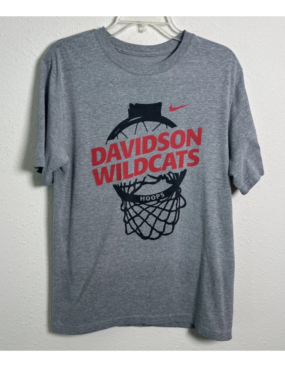 Nike Davidson Wildcats Basketball Gray T-Shirt Men’s Medium
